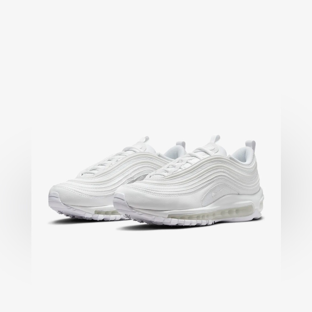 Nike Air Max 97 women’s size 9 LIKE NEW